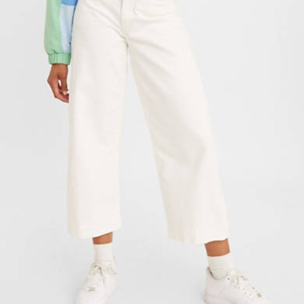 Levi's Women's High Rise Wide Leg Cropped Jeans